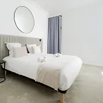 My - Marbeuf Apartamento