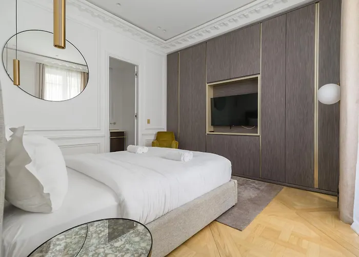 My - Marbeuf Apartment Paris